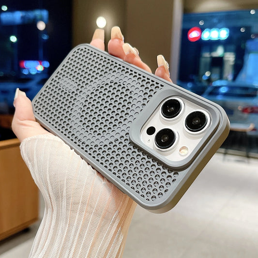 iPhone 16PM Breathable