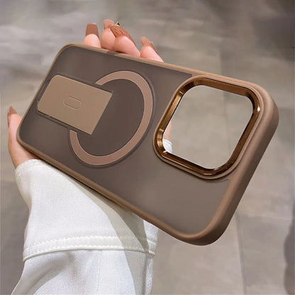 Brown phone case held by a person with a blurred background