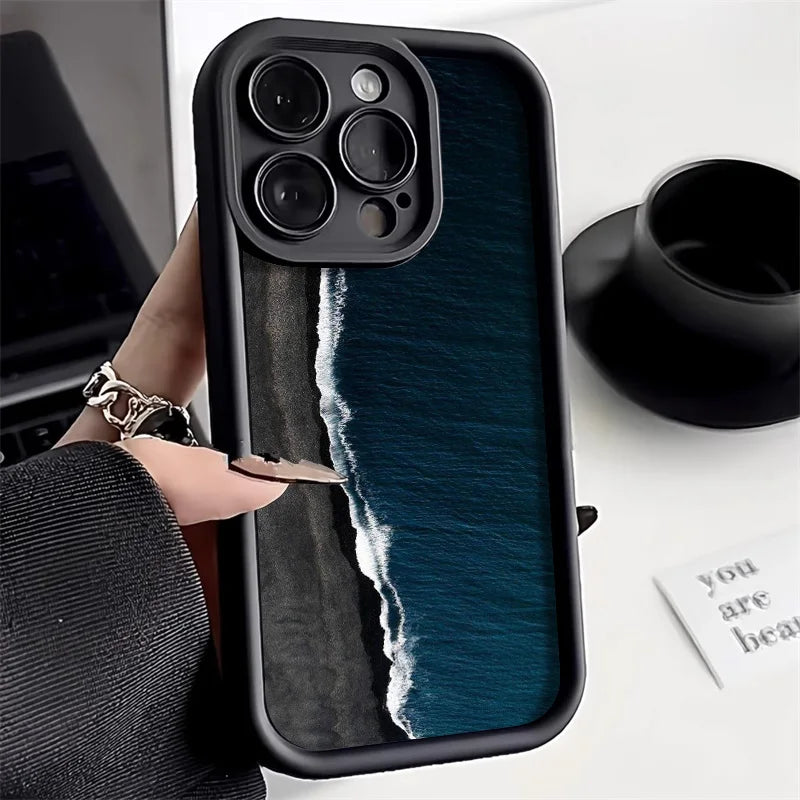 Protective phone case for iPhone 16 Pro Max – various designs
Modern iPhone 16 Pro Max case for everyday protection